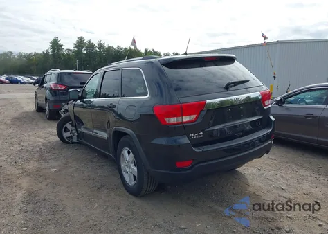 2011 Jeep Grand Cherokee Laredo z USA, uszkodzony, nr VIN 1J4RR4GG5BC555464